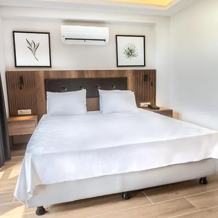 Отель Feri Surf Club *