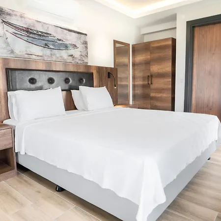 Отель Feri Surf Club