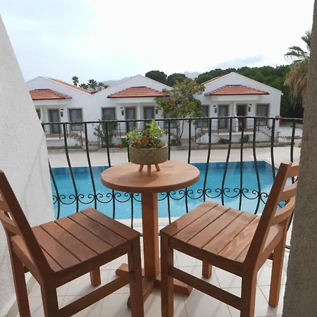 Отель Feri Surf Club