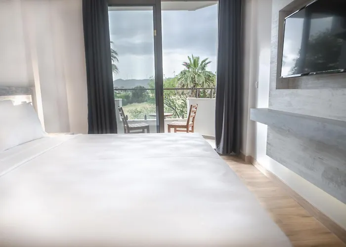 Ξενοδοχείο Feri Surf Club