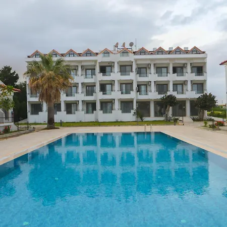 Otel Feri Surf Club *