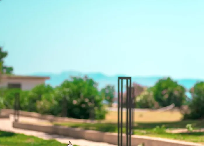 Feri Surf Club Hotel *