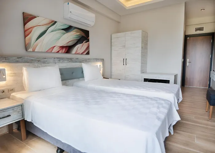 Hotel Feri Surf Club